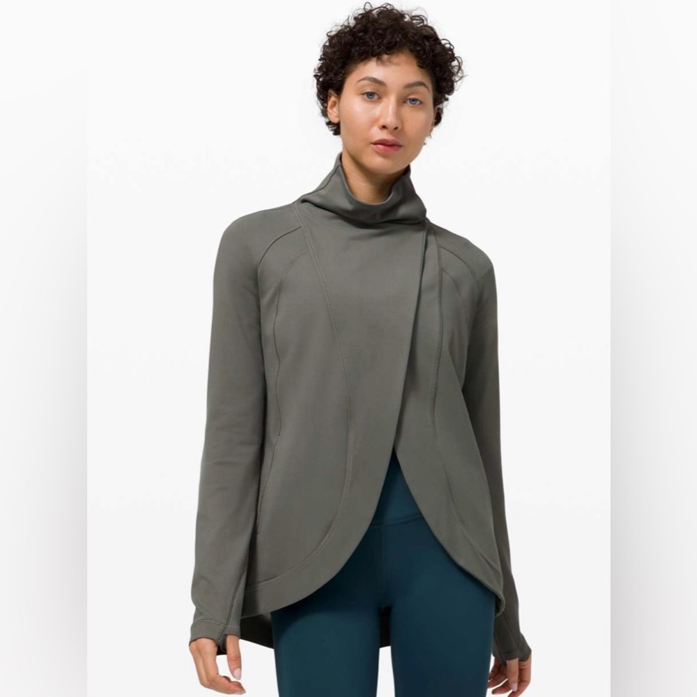 New Lululemon Size 2 Rulu Rally Wrap Gray Sage